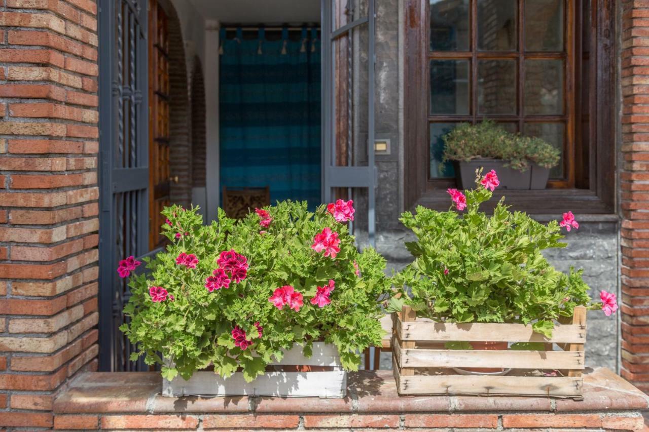 La Casa Di Iside A Mare Apartment คาตาเนีย ภายนอก รูปภาพ